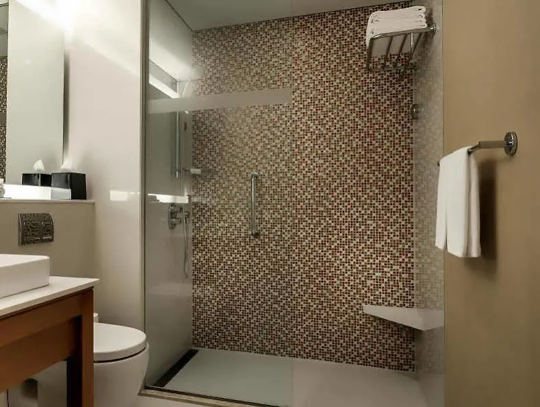Hyatt Place Gurgaon Udyog Vihar 5*,  India